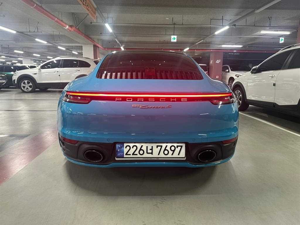 Porsche 911 - Vista 4