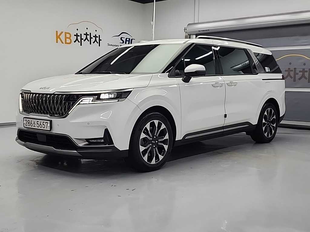 KIA Carnival 2023 Blanco - Importación desde Corea - HF Imports Iquique - Foto 1