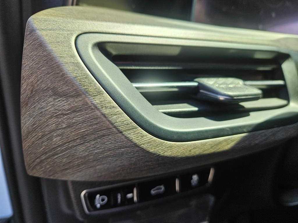 KIA K8 - Vista 10