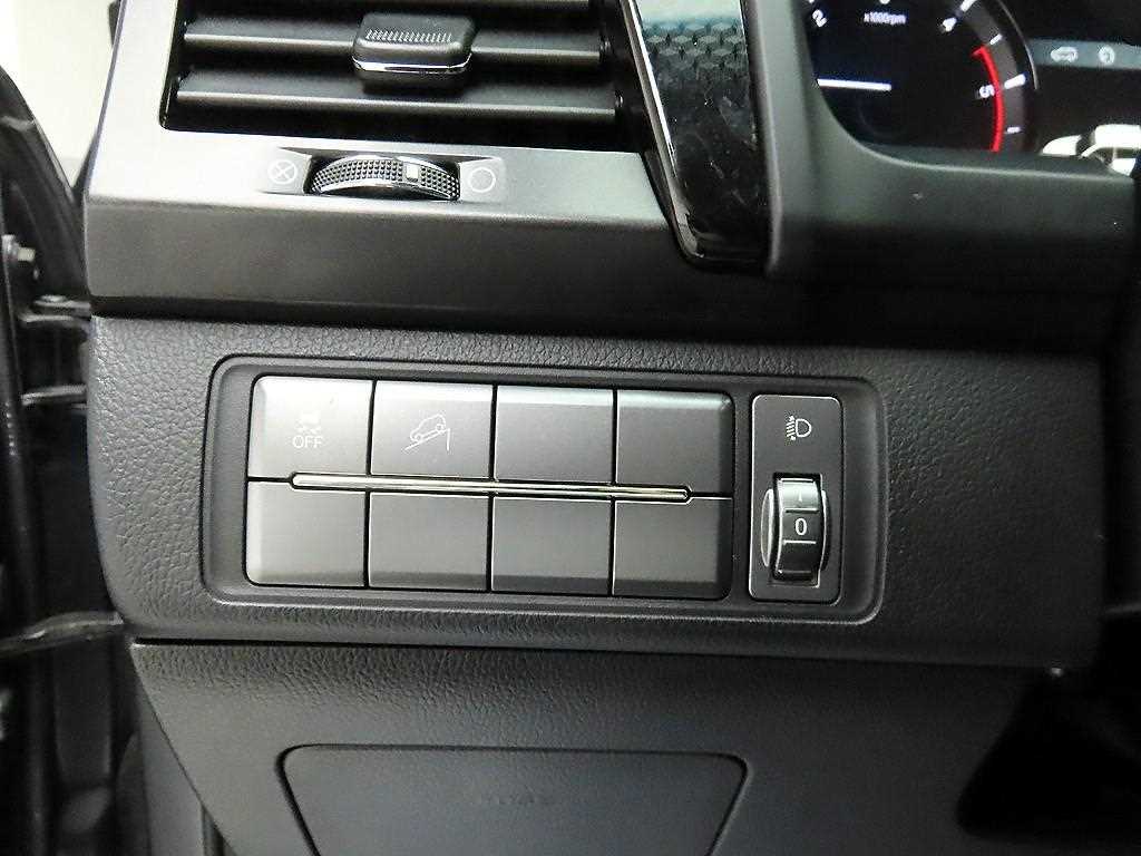 Ssangyong Rexton - Vista 12