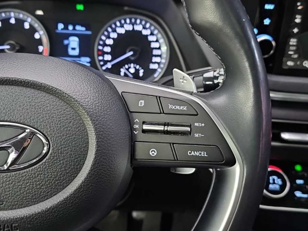 HYUNDAI Sonata - Vista 8