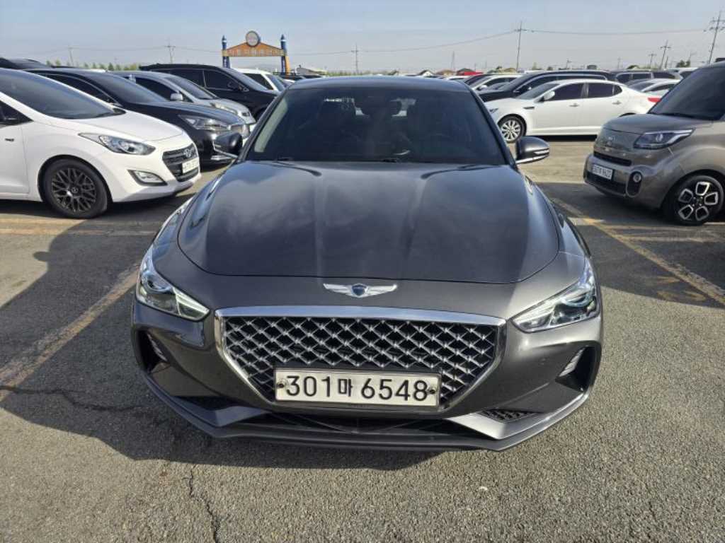 Genesis G70 - Vista 2