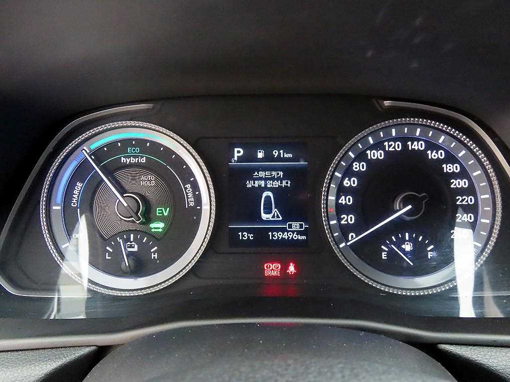 HYUNDAI Sonata - Vista 9