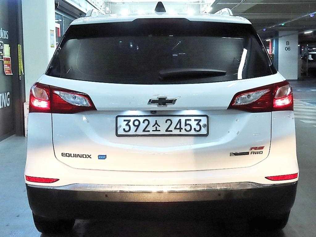 Chevrolet Equinox - Vista 5