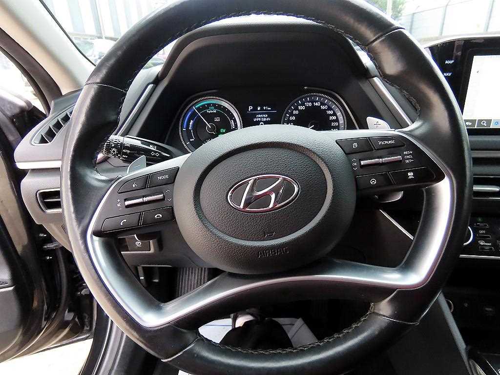 HYUNDAI Sonata - Vista 8