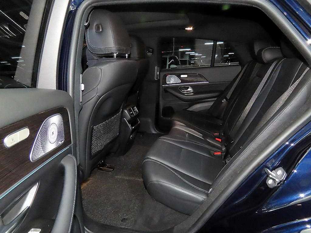 Mercedes Benz GLE Class - Vista 7
