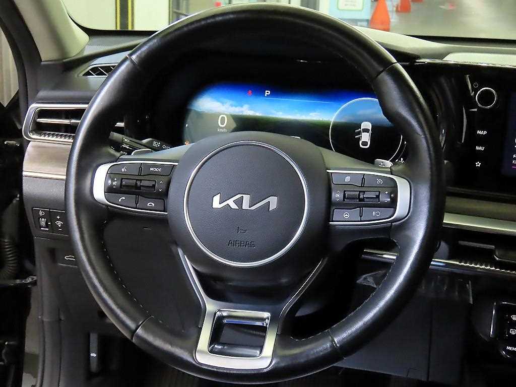 KIA K5 - Vista 8