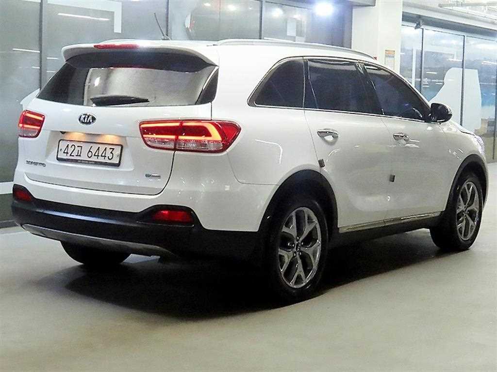 KIA Sorento - Vista 4