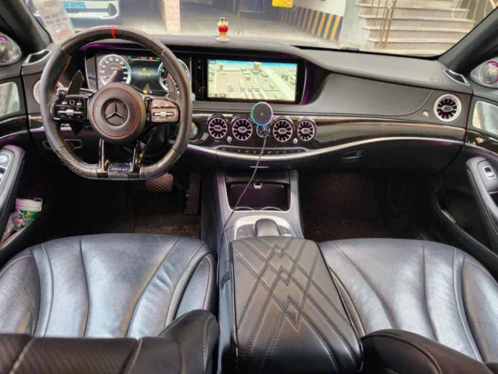 Mercedes Benz S Class - Vista 4