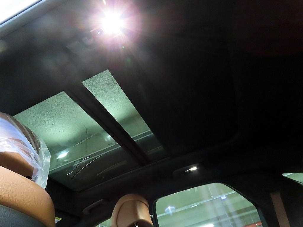 Genesis GV70 2024 Blanco - Importación desde Corea - HF Imports Iquique - Foto 15