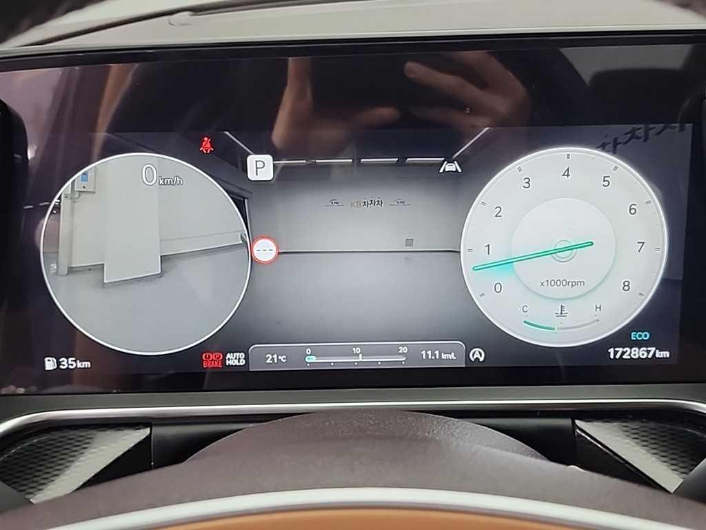 Genesis G90 - Vista 6