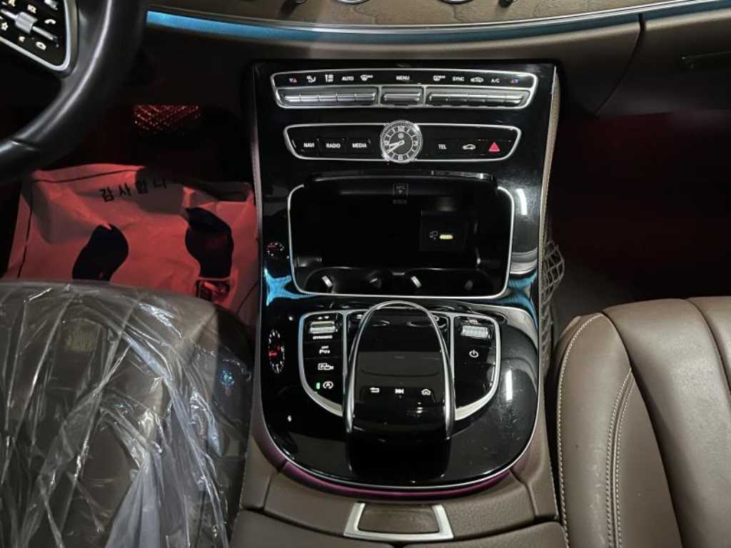 Mercedes Benz E class 2020 - Importación desde Corea - HF Imports Iquique - Foto 14