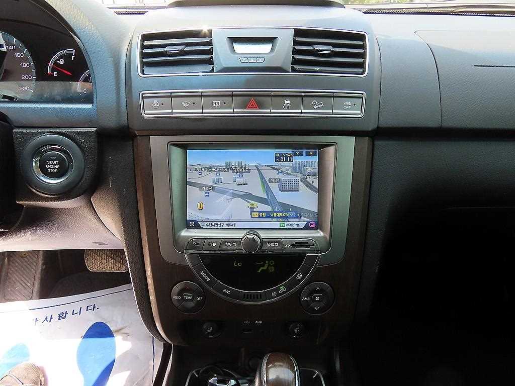 Ssangyong Rexton 2014 Blanco - Importación desde Corea - HF Imports Iquique - Foto 13