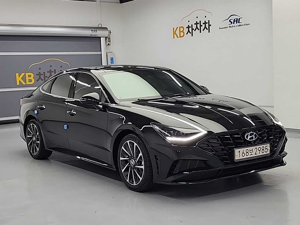 HYUNDAI Sonata - Vista 4