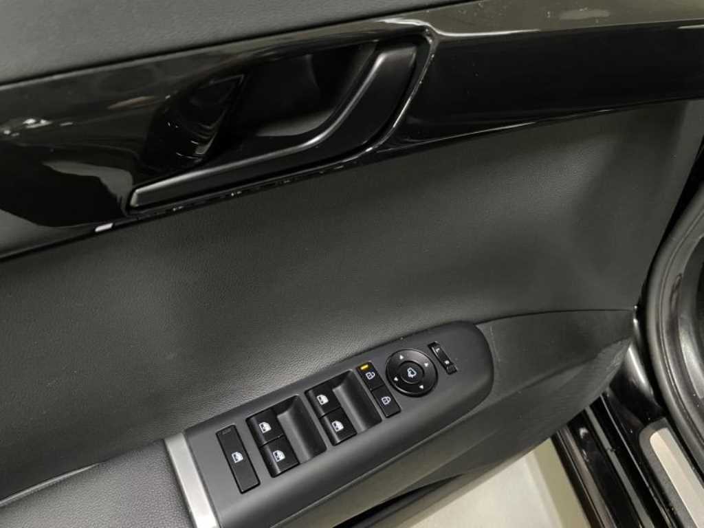 HYUNDAI Grandeur 2023 Negro - Importación desde Corea - HF Imports Iquique - Foto 13