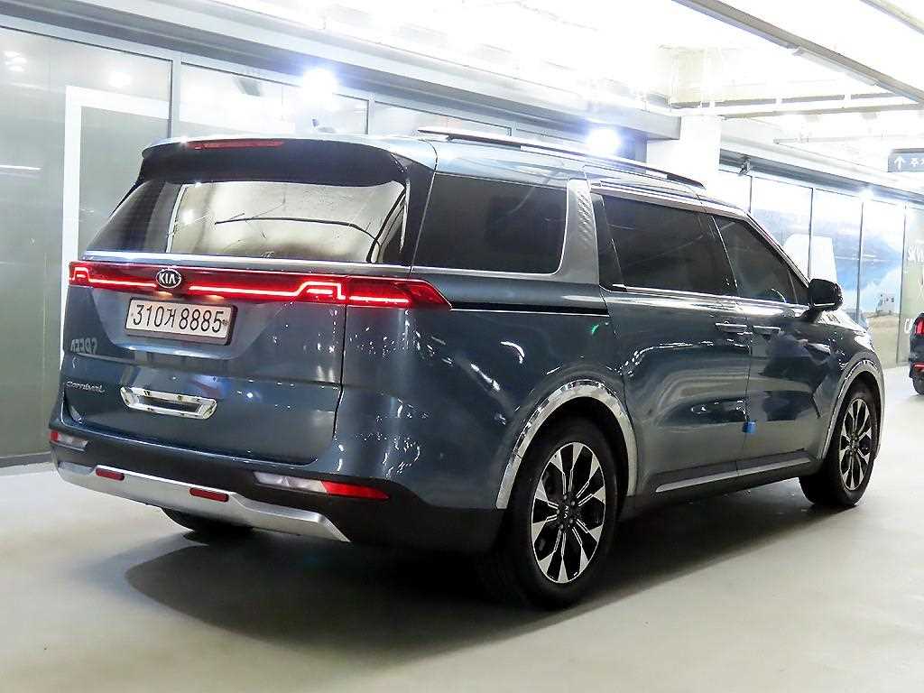 KIA Carnival - Vista 4