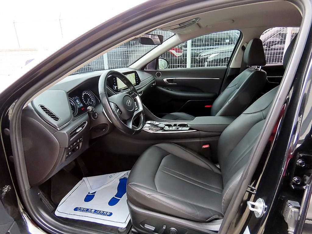 HYUNDAI Sonata - Vista 5