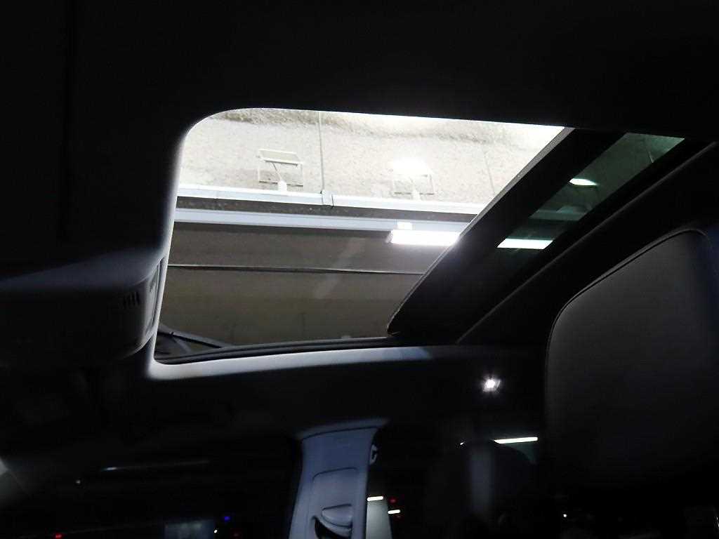 Volkswagen Tiguan 2023 Gris - Importación desde Corea - HF Imports Iquique - Foto 16