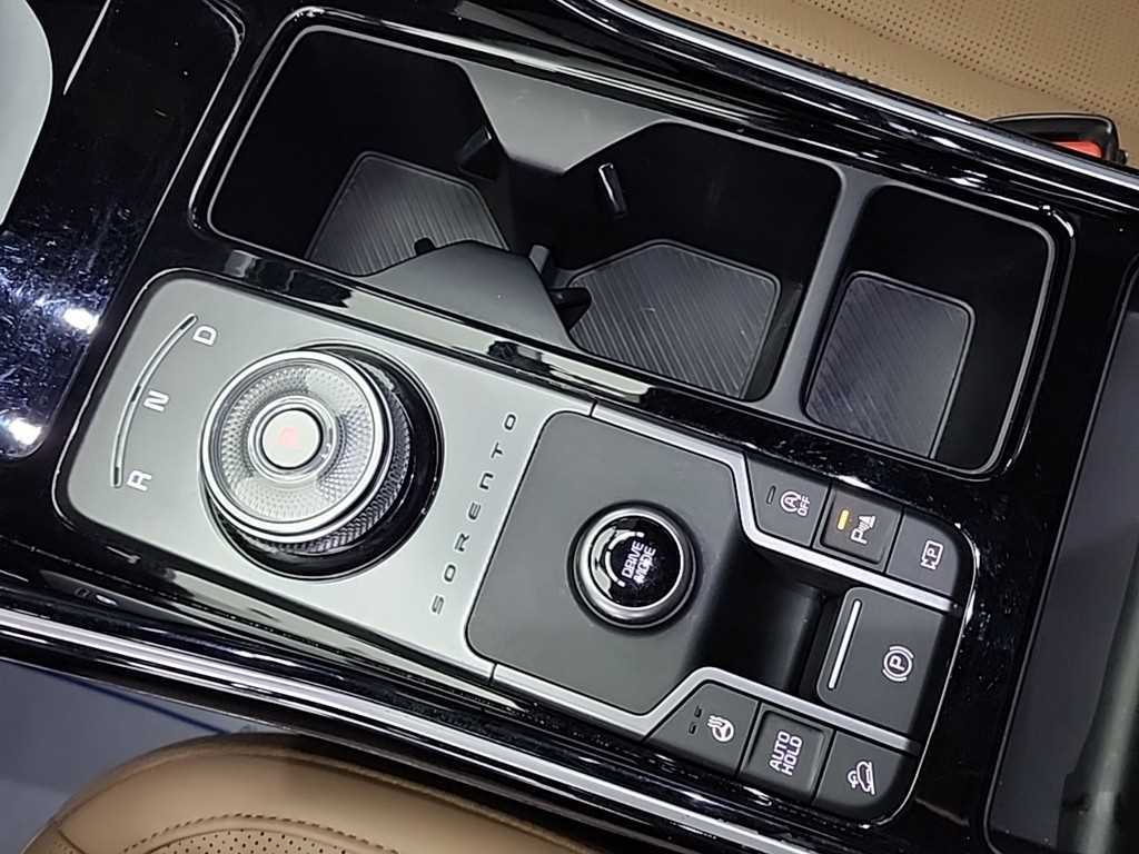 KIA Sorento - Vista 8