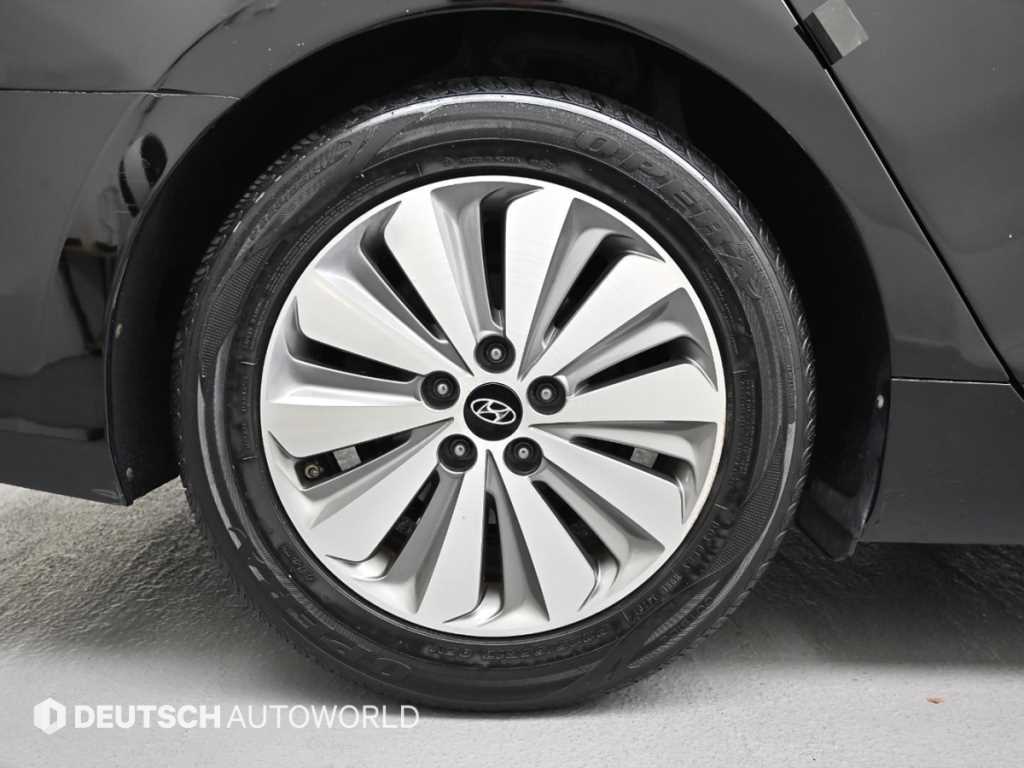 HYUNDAI Grandeur - Vista 5
