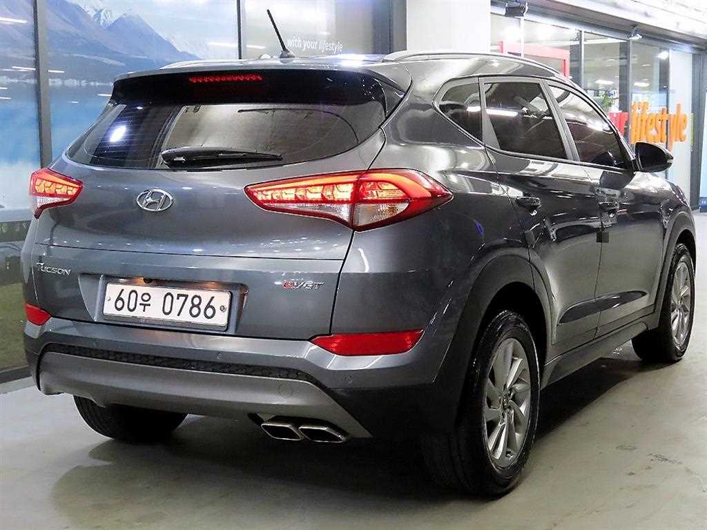 HYUNDAI Tucson - Vista 4
