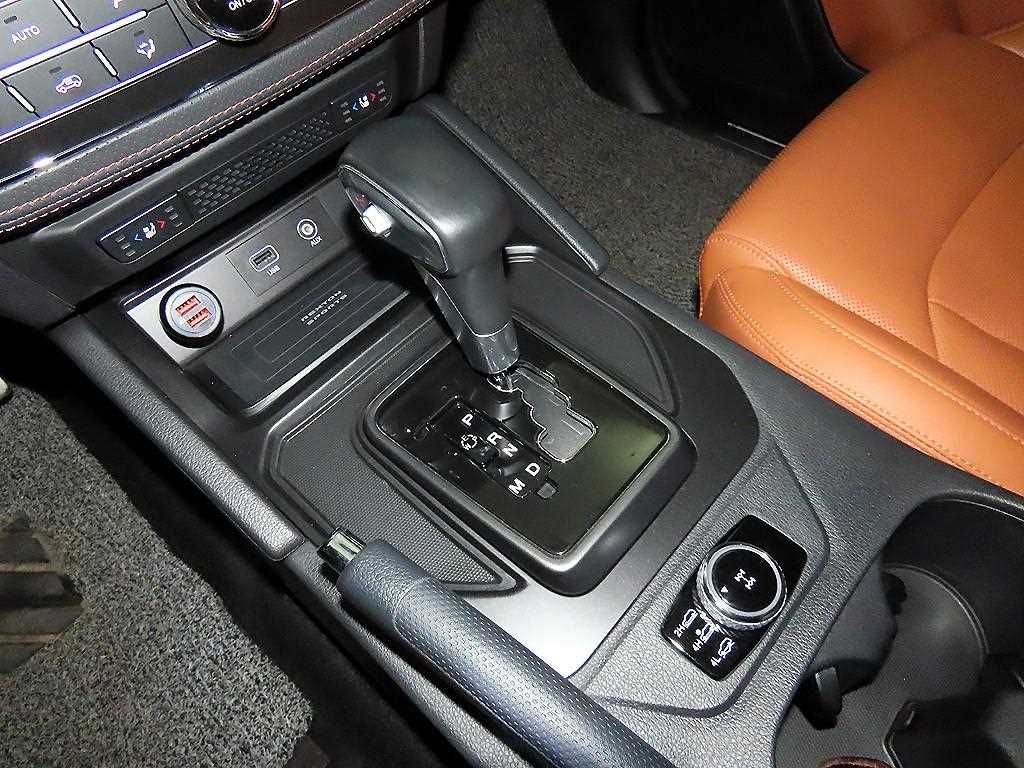 Ssangyong Rexton - Vista 12
