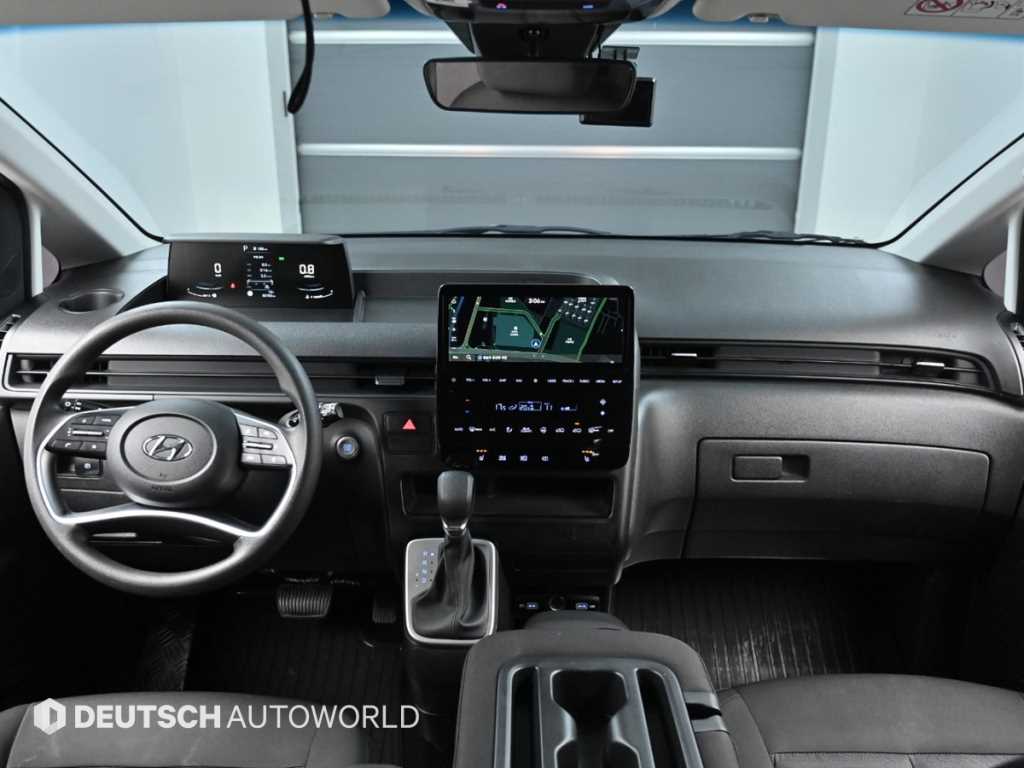 HYUNDAI Staria - Vista 7