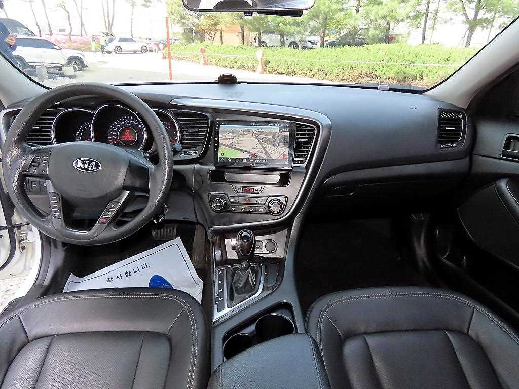 KIA K5 - Vista 7