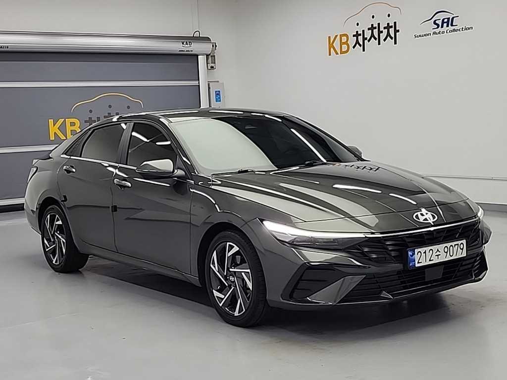 HYUNDAI Avante - Vista 4
