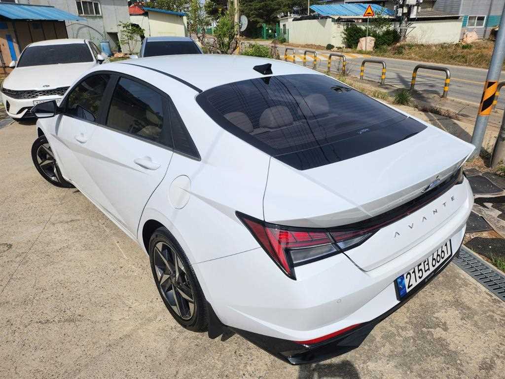 HYUNDAI Avante 2023 Blanco - Importación desde Corea - HF Imports Iquique - Foto 19
