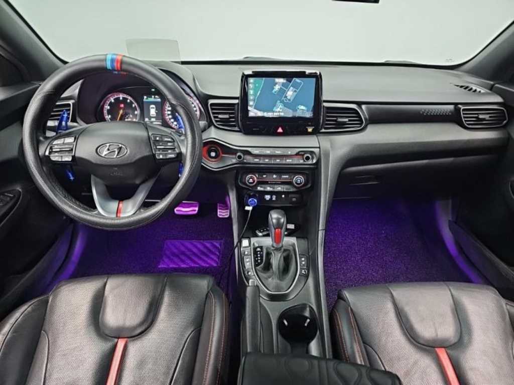 HYUNDAI Veloster - Vista 5