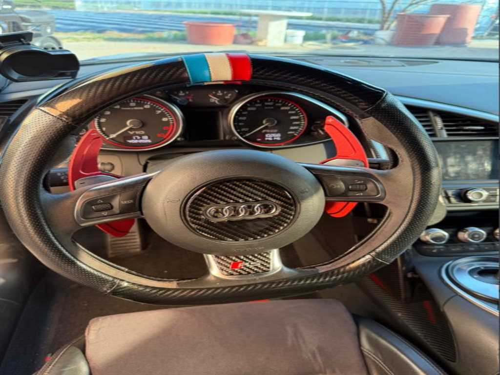 Audi R8 - Vista 10
