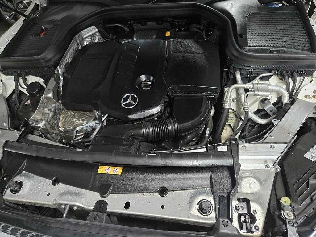 Mercedes Benz GLC Class 2021 Blanco - Importación desde Corea - HF Imports Iquique - Foto 19