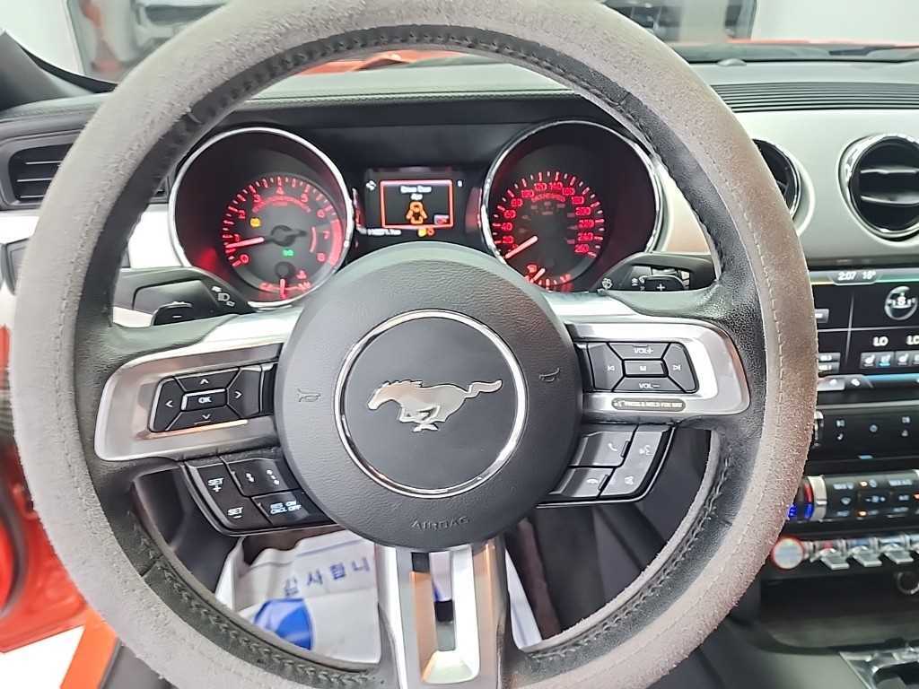 Ford Mustang - Vista 9