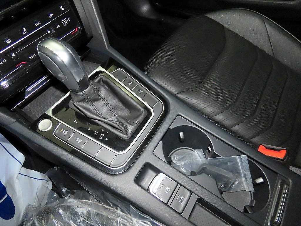 Volkswagen Arteon - Vista 12