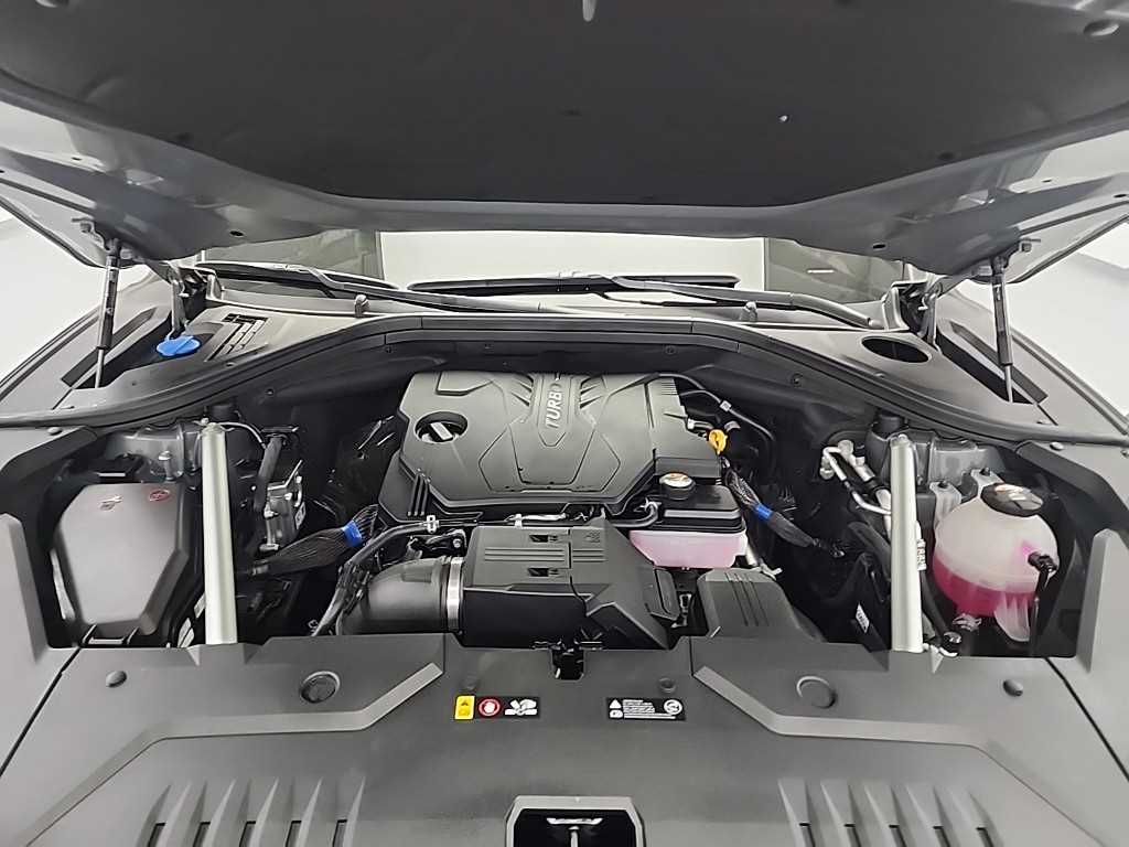 Genesis GV70 - Vista 5