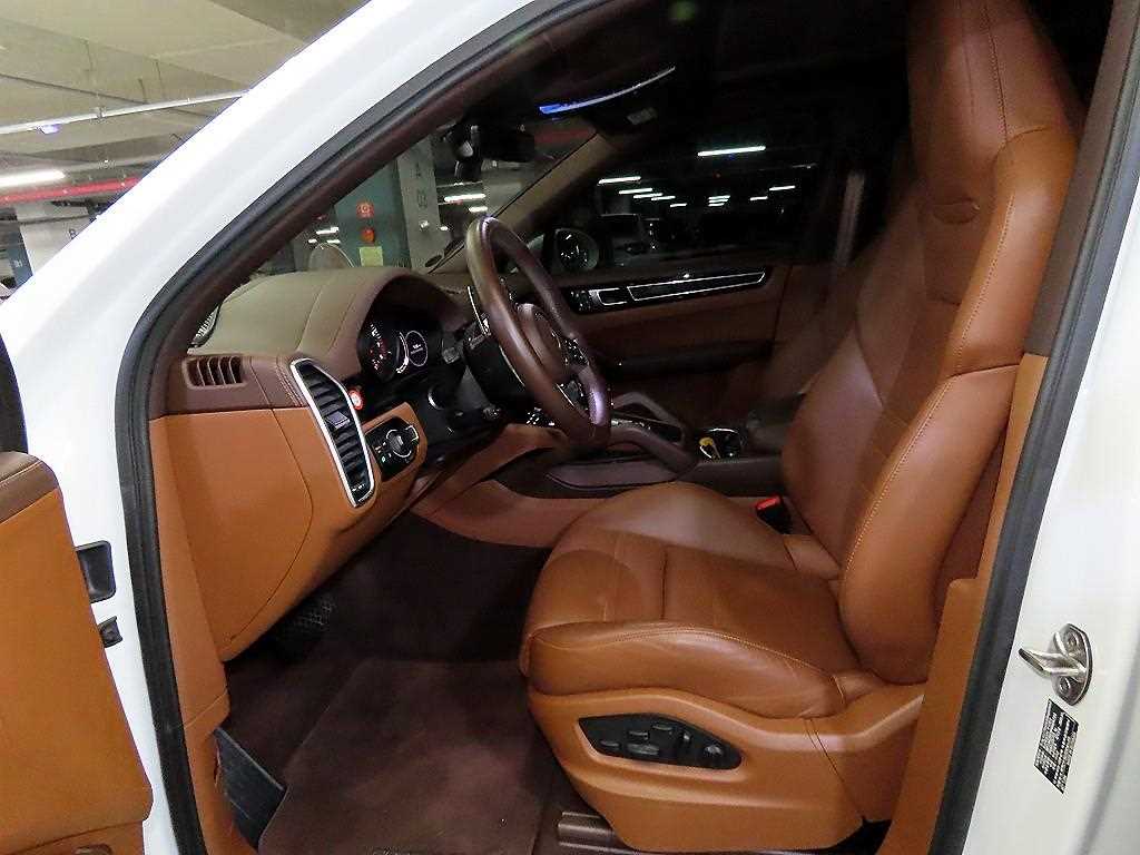 Porsche Cayenne - Vista 6