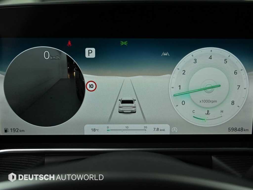 Genesis G90 - Vista 8