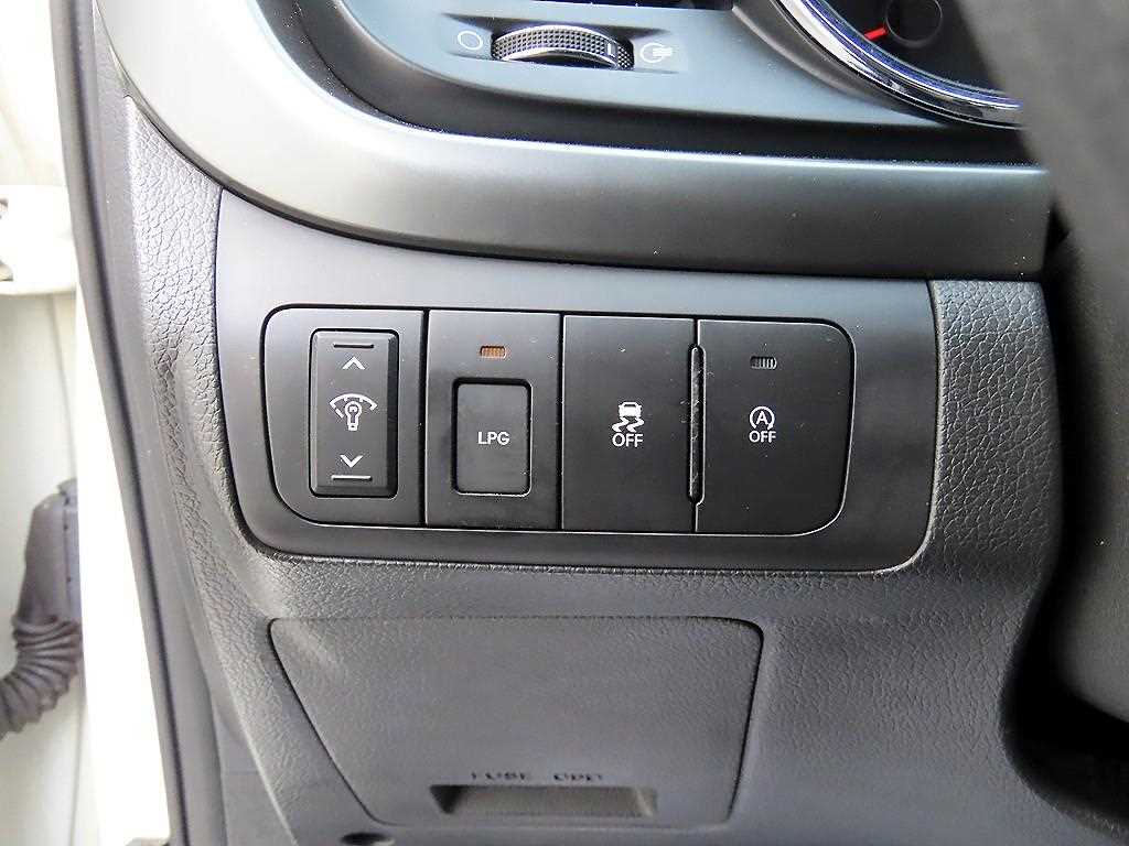 KIA K5 - Vista 12