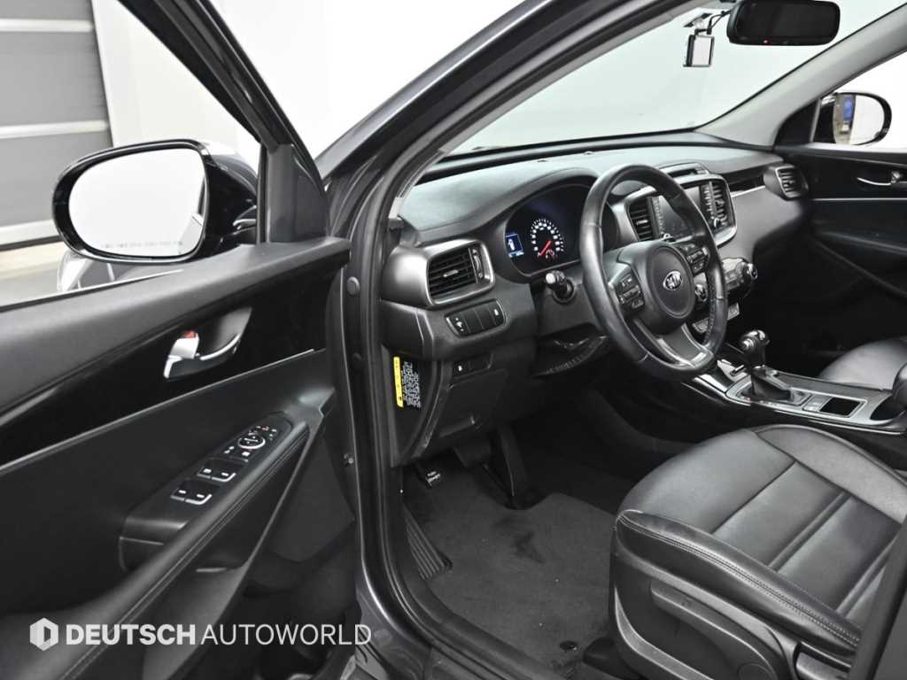 KIA Sorento - Vista 11