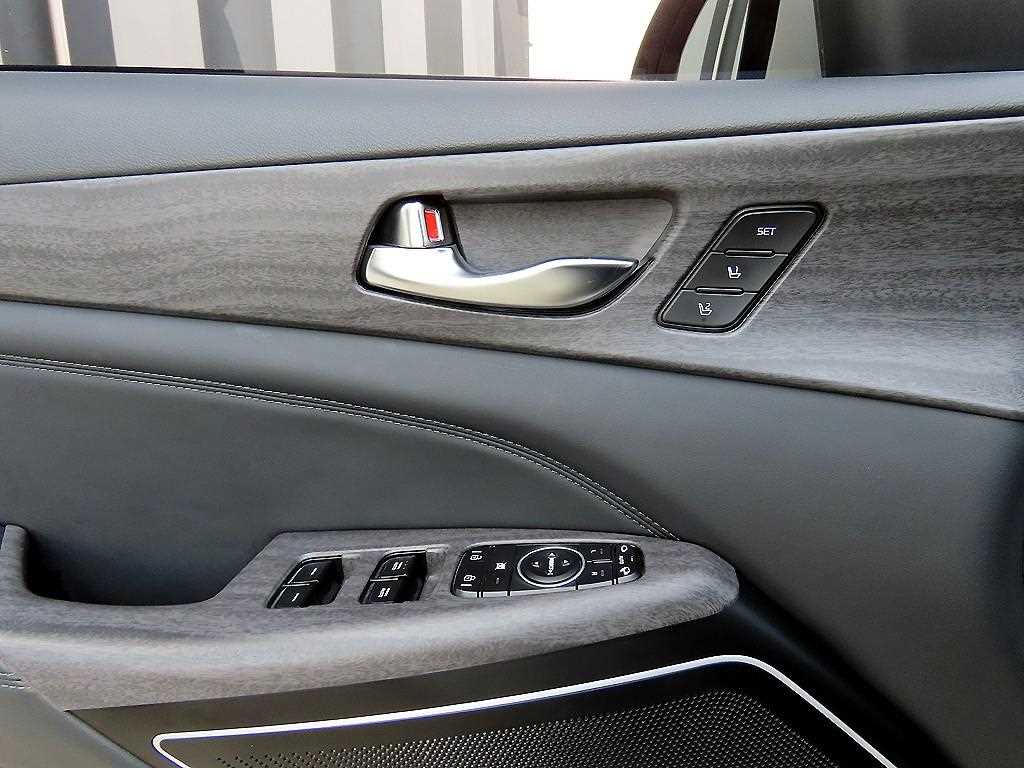 KIA K7 - Vista 11