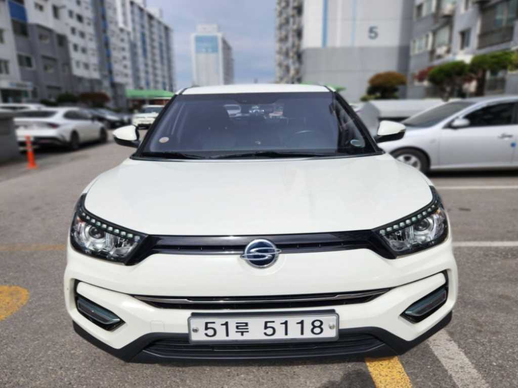 Ssangyong Tivoli 2018 - Importación desde Corea - HF Imports Iquique - Foto 1