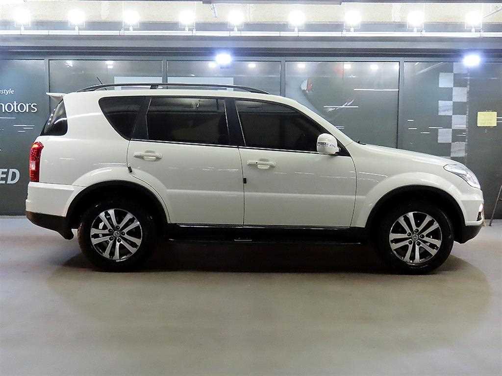 Ssangyong Rexton - Vista 3