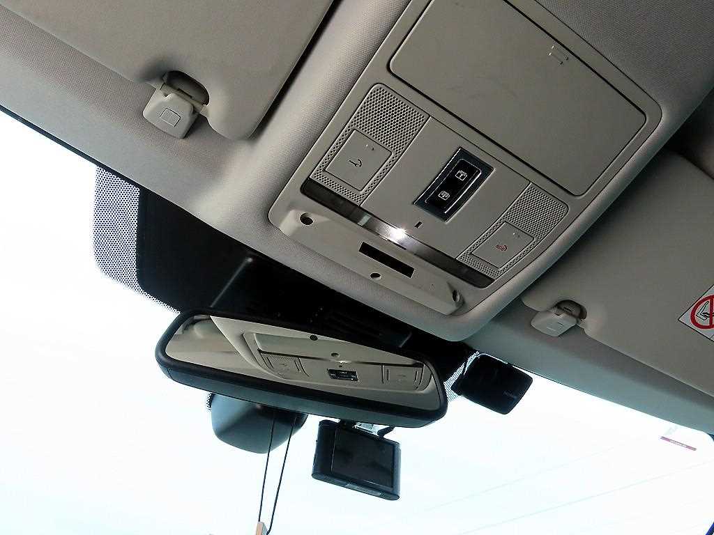 Land Rover Discovery Sports 2019 Negro - Importación desde Corea - HF Imports Iquique - Foto 14