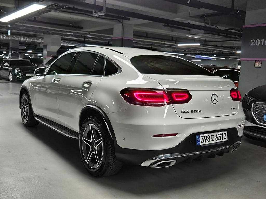 Mercedes Benz GLC Class - Vista 3