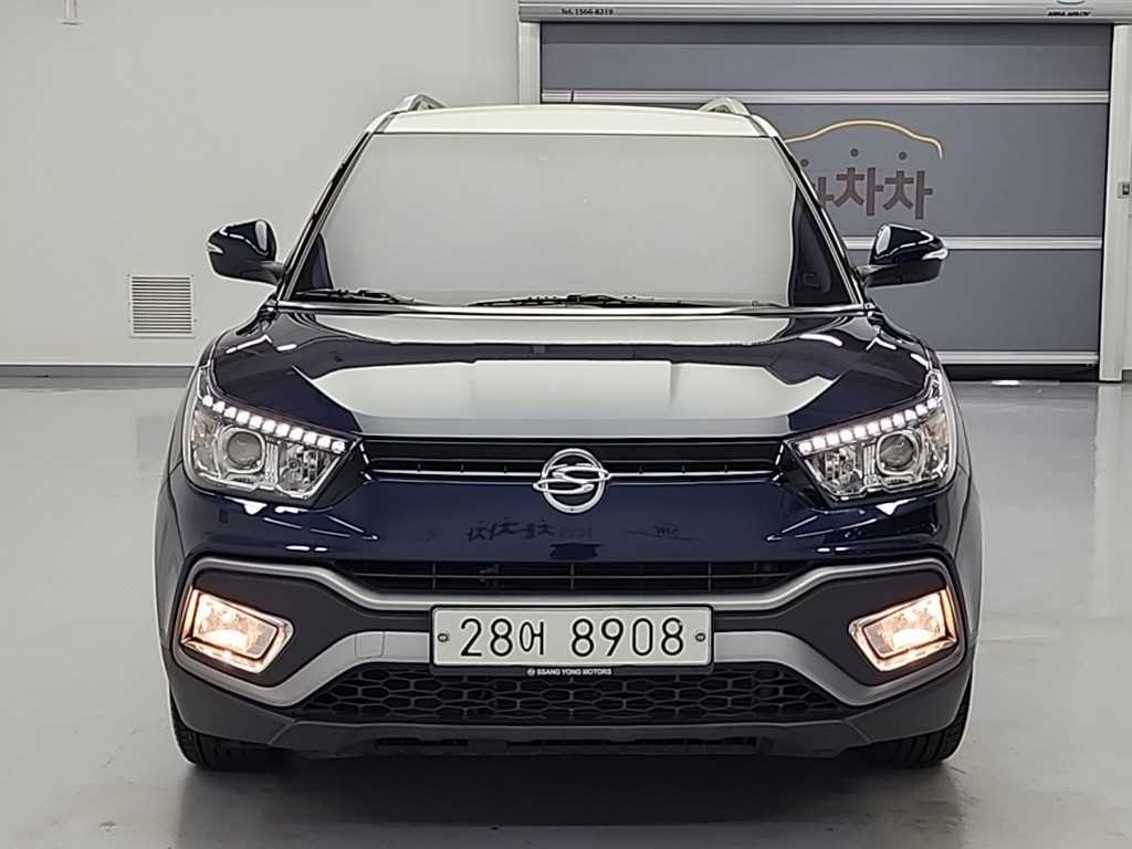 Ssangyong Tivoli - Vista 2