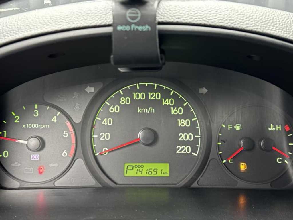 HYUNDAI Starex - Vista 10
