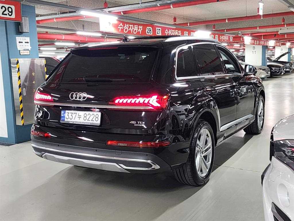 Audi Q7 - Vista 4