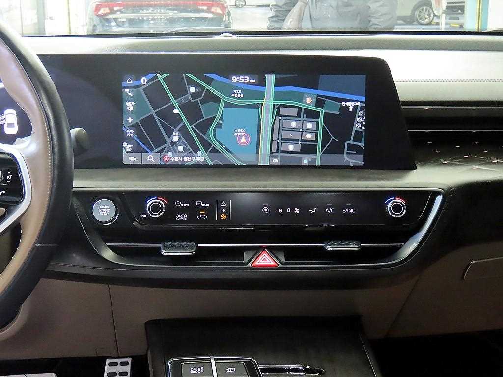 KIA K8 - Vista 11