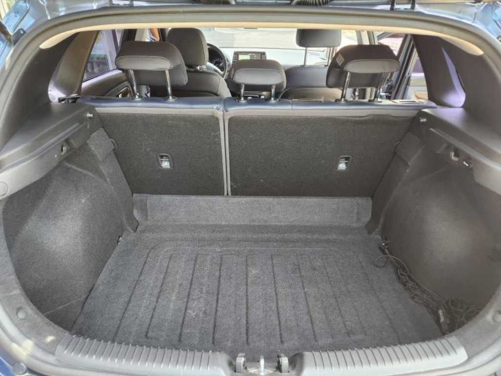 HYUNDAI i30 - Vista 9